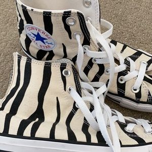 Zebra Tan/ Black High Top Converse Women’s 8